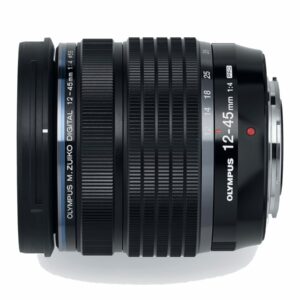 Olympus M.Zuiko Digital ED 12-45mm F4.0 PRO incl. Lens hood & Wrapping cloth