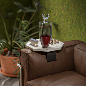 Βοηθητικό τραπεζάκι Linea pakoworld σε γκρι όψη μαρμάρου με μαύρα μεταλλικά πόδια Φ34x10εκ-120-000589