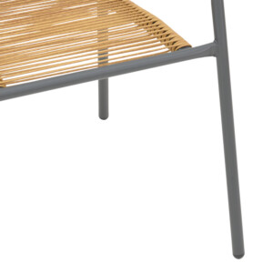 Πολυθρόνα Lindaria pakoworld στοιβαζόμενη μέταλλο σε ανθρακί και pe rattan σε φυσική απόχρωση 54x63x74εκ-130-000115