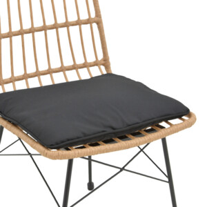 Καρέκλα Naoki pakoworld rattan σε φυσική απόχρωση με μαύρο μαξιλάρι και μεταλλικό μαύρο πόδι 45x54x89εκ-152-000017