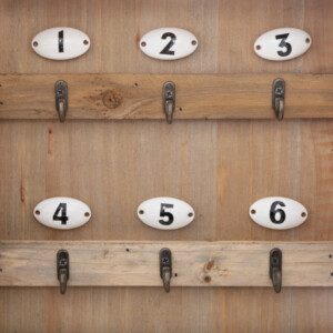 Κλειδοθήκη τοίχου Keledy pakoworld ξύλο ελάτου σε φυσική απόχρωση 26.4x8x38εκ-199-000669