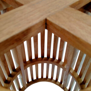 Βάση τραπεζιού μπαρ εσωτερικού χώρου Galy pakoworld mindi ξύλο σε φυσική απόχρωση Φ60x90εκ-343-000030