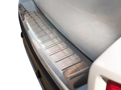 TRIM ΜΑΡΚΕ ΠΟΡΤ ΜΠΑΓΚΑΖ ΧΡΩΜΙΟ ΓΙΑ VOLVO XC90 2015+ TRIM ΜΑΡΚΕ ΠΟΡΤ ΜΠΑΓΚΑΖ ΧΡΩΜΙΟ ΓΙΑ VOLVO XC90 2015+ 7705020 - Image 1