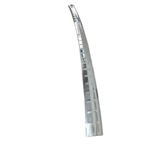 TRIM ΜΑΡΚΕ ΠΟΡΤ ΜΠΑΓΚΑΖ ΧΡΩΜΙΟ ΜΕΤΑΛΛΙΚΟ ΓΙΑ TOYOTA COROLLA 2019+ 7520021