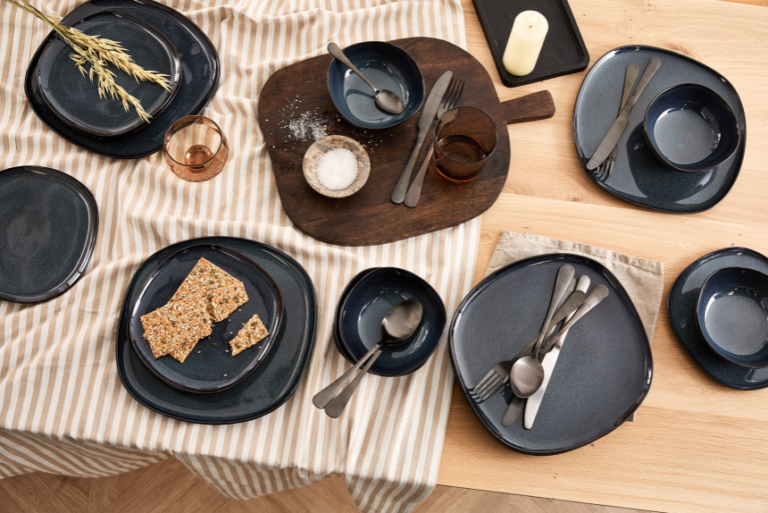 Σετ πιάτων Lott 18 τεμαχίων - Σκούρο Μπλε 8720604887259 Lifa-Living - Image 2