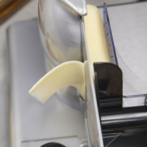 Cecotec Μηχανή Κοπής Αλλαντικών - Τυριών Rock'nCut 180 W με Δίσκο 190 mm και Ρυθμιζόμενη Ακρίβεια 0-15 mm CEC-02499 - Image 4