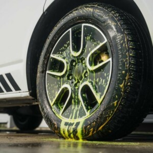 K2 Σπρέι Καθαρισμού για Ζάντες και Ελαστικά Αυτοκινήτου 700ml NEORIM G177 - Image 3