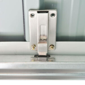 Υπόστεγο κήπου από ατσάλι Outsunny με διπλή πόρτα, 147x86x134 cm, ασπρόμαυρο 845-430 - Image 5