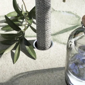 Outsunny Σετ κήπου με 4 στοιβαζόμενες καρέκλες και τετράγωνο τραπέζι με εφέ μαρμάρου, γκρι 84G-444V00LG - Image 5