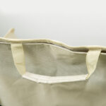 Outsunny Oxford υφασμάτινη πτυσσόμενη καρέκλα κάμπινγκ με πλαϊνή τσέπη και τσάντα μεταφοράς, 61x54x66 cm A20-292V00WT - Image 6