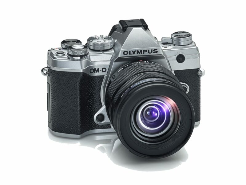M.Zuiko Digital ED 12-45mm F4.0 PRO incl. Lens hood & Wrapping cloth / EZ-M1245PRO -  OM - Image 4