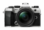Olympus OM-5 II 1245 Kit silver, OM-5 II body silver, M.Zuiko Digital 12-45mm F4 PRO lens Black