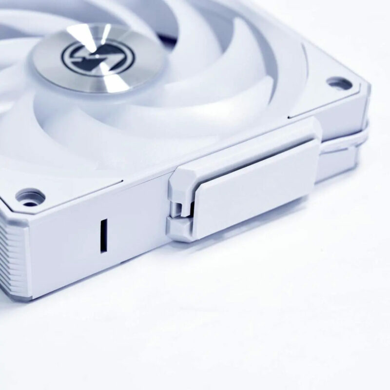 Lian Li UNI RGB FAN CL WIRELESS 120mm Reverse Blade White - (3pcs) - W/ controller - Static Pressure - Image 6