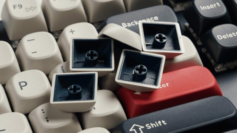 Keychron J5 (KJ5-H1Z) QMK Wireless Mechanical Keyboard Red Switch Hot-Swap RGB 100% US Dark Blue - Image 3