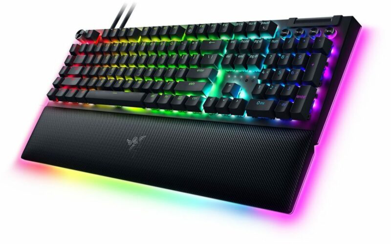 Razer BLACKWIDOW V4 PRO - Gaming Mechanical RGB Keyboard -  Yellow Silent Switches - Macros - Image 4