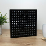 The Source – LED Word Clock – Μοντέρνο Ρολόι με Χρόνο σε Λέξεις - Image 4