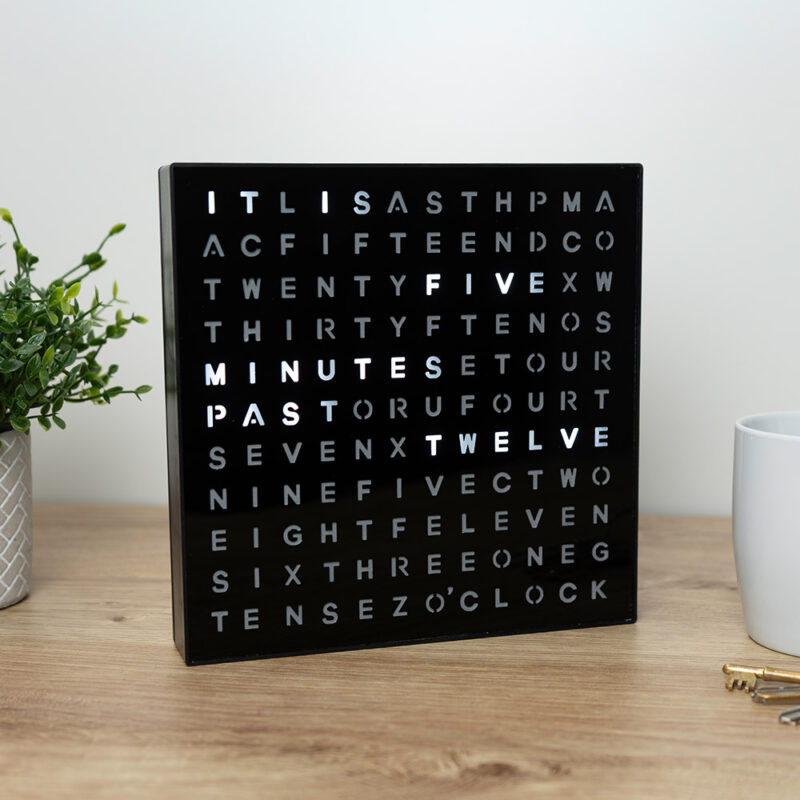 The Source – LED Word Clock – Μοντέρνο Ρολόι με Χρόνο σε Λέξεις - Image 4