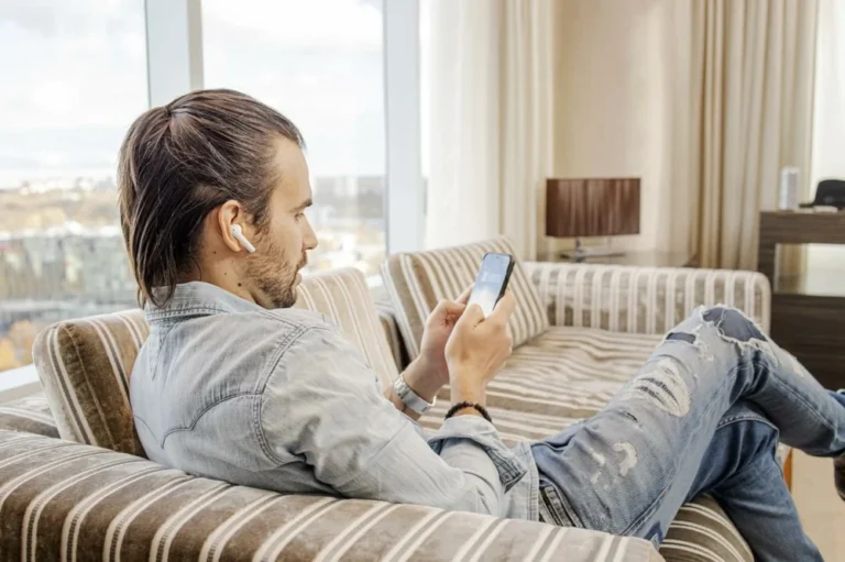 Defunc TRUE ENTERTAINMENT Bluetooth 5.2 Ασύρματα True Wireless Ακουστικά με θήκη (λευκό) - Image 4