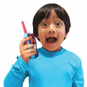 eKids Ryan's World Walkie Talkies για παιδιά & ενήλικες με ενσωματωμένο μεγάφωνο και εμβέλεια 150 μέτρων (RW-212) (Μπλε/Κόκκινο/Θαλασσί) - Image 5