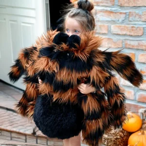Giant Tarantula Plush XXL – Γιγαντιαία Λούτρινη Ταραντούλα 85 cm - Image 5